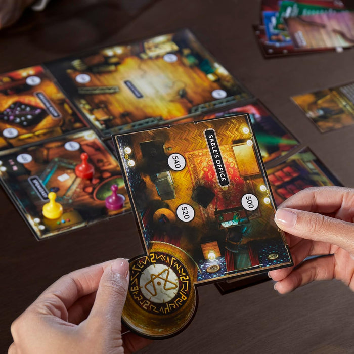Clue Escape: The Illusionist's Club [Board Game]