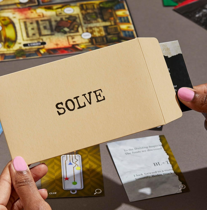 Clue Escape: The Midnight Hotel [Board Game]