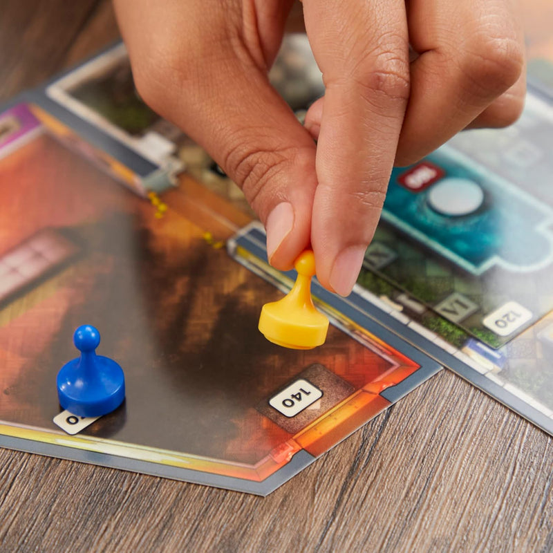 Clue Robbery At The Museum, An Escape & Solve Mystery Game [Board Game]