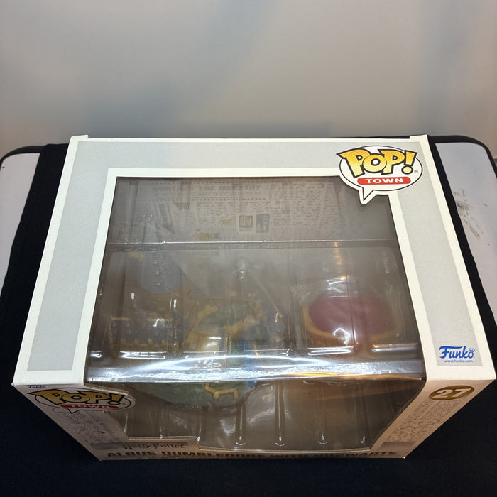 Funko Pop! Town: Harry Potter - Albus Dumbledore with Hogwarts