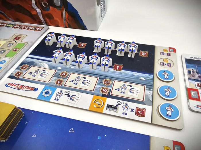 Shackleton Base: A Journey to the Moon [Board Game]