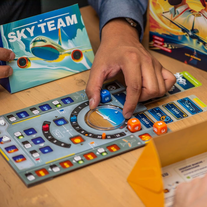 Sky Team - Prepare For Landing [Board Game]